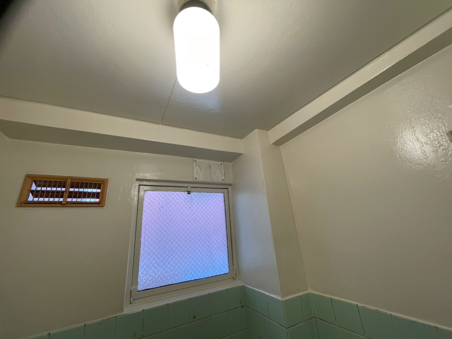 LINE_ALBUM_西新301_250902_34